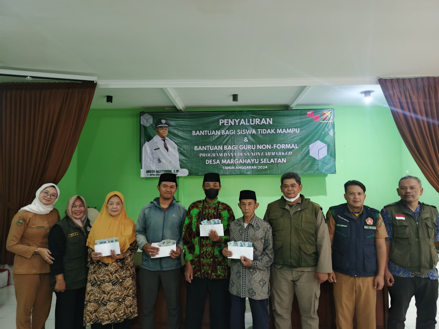 PENYALURAN BANTUAN BAGI SISWA TIDAK MAMPU DAN GURU NON FORMAL